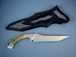 "Dorado" reverse view: note fine inlays of sharkskin on rear of sheath. 